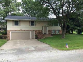 305 Cherry St, Hilltop, IL 61753-1418
