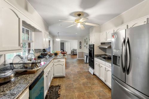 1545 Kadleston Way, Atlanta GA  30319-2507 exterior