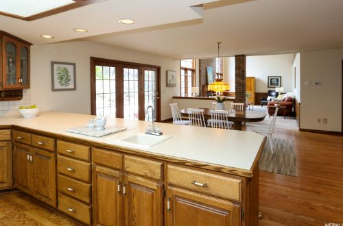 11925 Brookglen Dr, Sandy UT 84092-7149 exterior