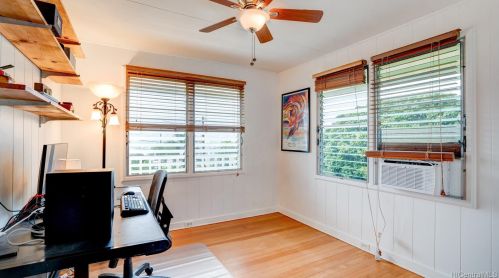 3077 Woolsey Pl, Honolulu HI  96822-1569 exterior