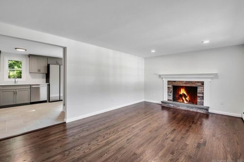 44 Louis Cir, Torrington CT  06790-3507 exterior