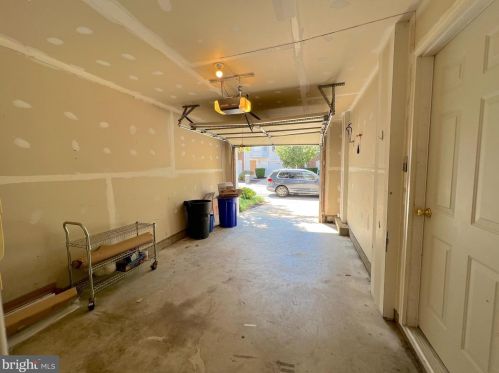 11507 Pittsford Glen Way, Silver Spring MD 20904-4203 exterior