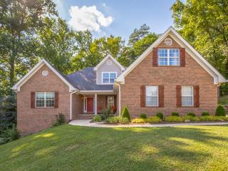 326 Knoll Creek Cir, Chattanooga, TN 37415-1454