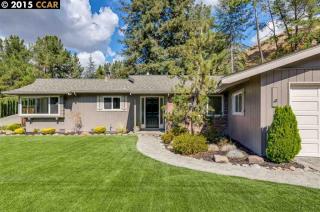 348 Shire Oaks Ct, Lafayette, CA 94549-5637