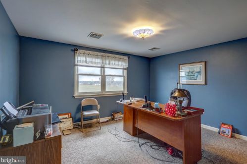 2045 Rockvale Rd, Lancaster PA  17602-1405 exterior