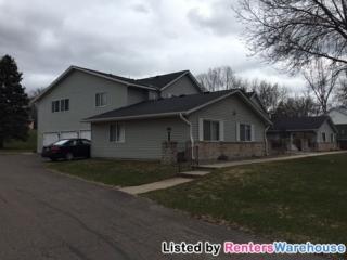 1587 Helmo Ave, Saint Paul MN  55128-5532 exterior