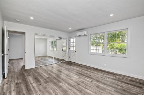 2459 Alta Vista Dr, Vista CA  92084-7028 exterior
