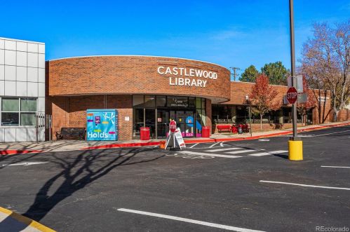 8345 Costilla Pl, Englewood CO 80112-1332 exterior