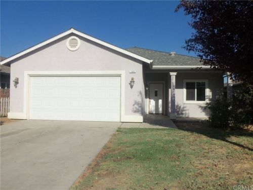 105 Wallace Ave, Madera, CA 93638-5728