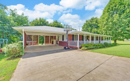 60 Pineview Ln, Hartwell, GA 30643-3317