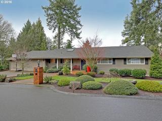 2775 106th Ave, Portland, OR 97225-4203