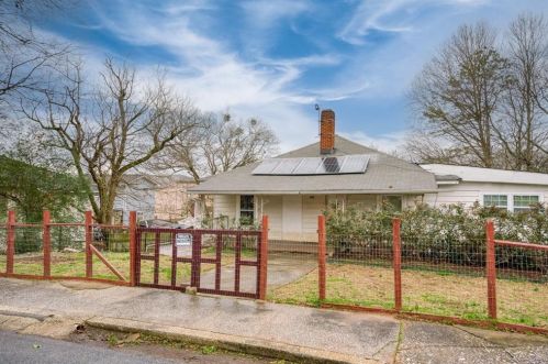 459 Center St, Holly Springs, GA 30114-2541