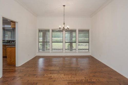 4920 Riv Bnd Dr, Fort Worth TX  76109 exterior