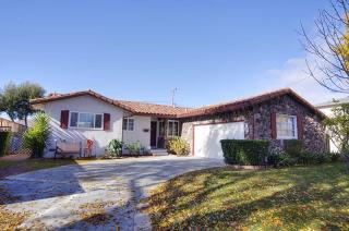 55 Butler St, Milpitas, CA 95035-4807