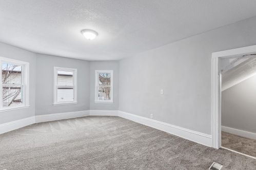 675 Desoto St, Saint Paul MN  55117-1164 exterior