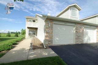 7974 Royal Oaks Rd, Rockford, IL 61107-2834