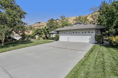 3685 Canyon Terrace Dr, San Bernardino, CA 92407-4107