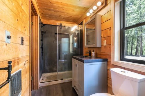 12279 Bennett Flat Rd, Truckee CA  96161-6202 exterior