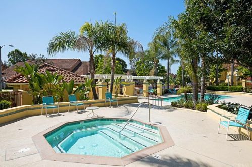 7 Fierro, Irvine CA 92614-5319 exterior