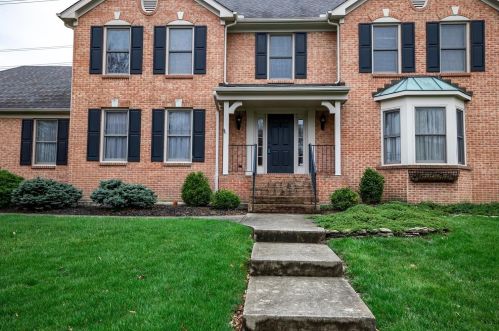 2181 Heather Hill Blvd, Cincinnati OH  45244-2663 exterior