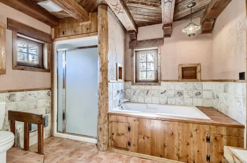 10426 Tomahawk Rd, Parker CO 80138-7808 exterior