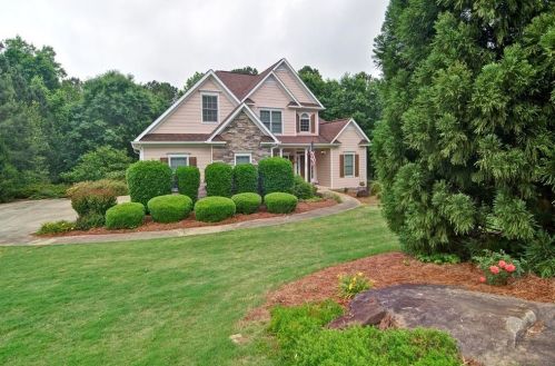 128 Sweetwater Creek Trl, Holly Springs, GA 30114-9078
