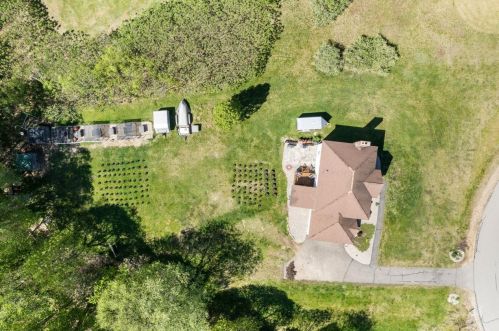 70 Emerson Rd, Chester, NH 03036-8112