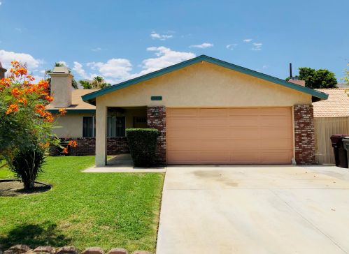 53355 Avenida Mendoza, La Quinta, CA 92253-5403