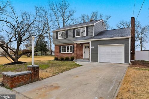416 Arthur Dr, Beverly, NJ 08010-2106