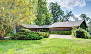 1472 Laurel Point Rd, Lancaster, VA 22503-2347