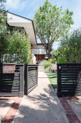 587 36th St, Manhattan Beach, CA 90266-3409