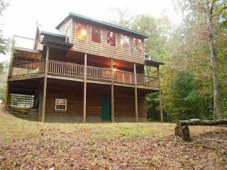 2236 Pole Coffee Cir, Ellijay, GA 30536-4061