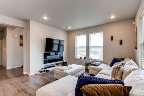 14653 Belleview Dr, Aurora CO 80015-2258 exterior