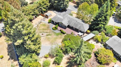 1225 Bing Tree Way, Sebastopol, CA 95472-5602