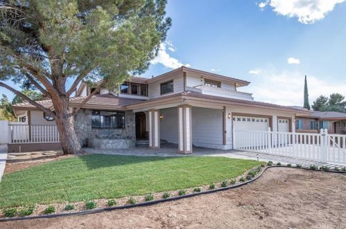 5616 Avenue, Lancaster, CA