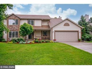 2699 Blue Ridge Dr, Saint Paul, MN 55125-3557