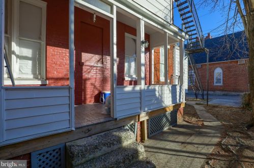 702 King St, York PA 17401-3627 exterior