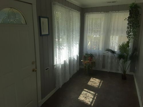 2552 Budd St, River Grove, IL 60171-1737