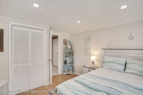 50 David Ter, Tinton Falls NJ 07701-6202 exterior