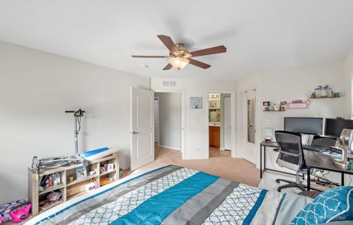 1147 Alta Vista Dr, Pingree Grove IL  60140-2058 exterior