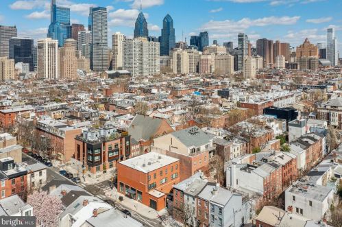 503 22nd St, Philadelphia PA  19146-1256 exterior