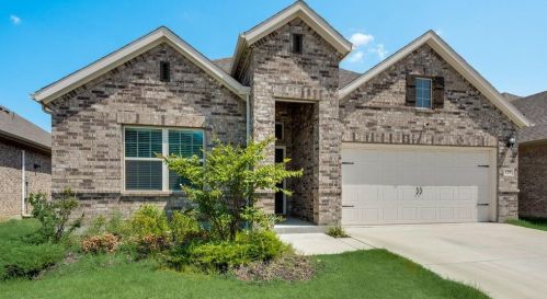 129 Mossy Oak Trl, Fort Worth TX  76131 exterior