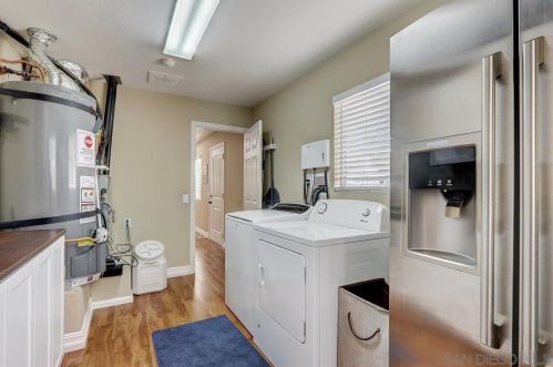 145 El Valle Opulento, Vista CA 92083-7708 exterior