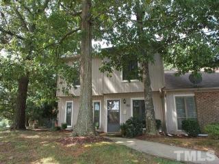 101 Twin Oaks Pl, Cary NC  27511-5566 exterior