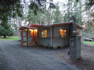 5004 227th St, Elk Plain, WA 98387-5111