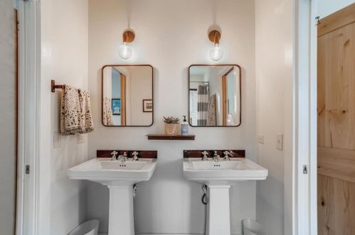 2009 2nd St, Austin TX  78702-4515 exterior