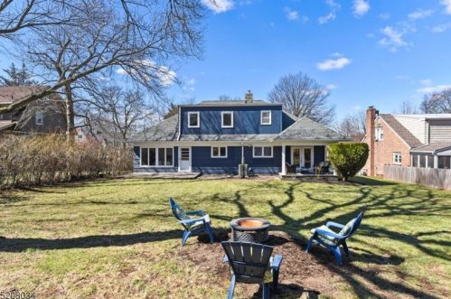 8 Suffolk Ave, Maplewood NJ  07040-1712 exterior