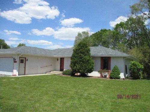 1026 Bunting Dr, Rockford, IL 61115-2502
