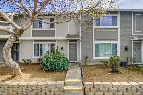 2989 Village Pine Dr, San Diego, CA 92173-1159
