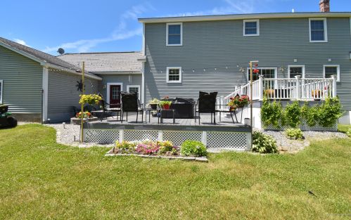 31 Goodenow Ln, Bowdoin, ME 04287-7451